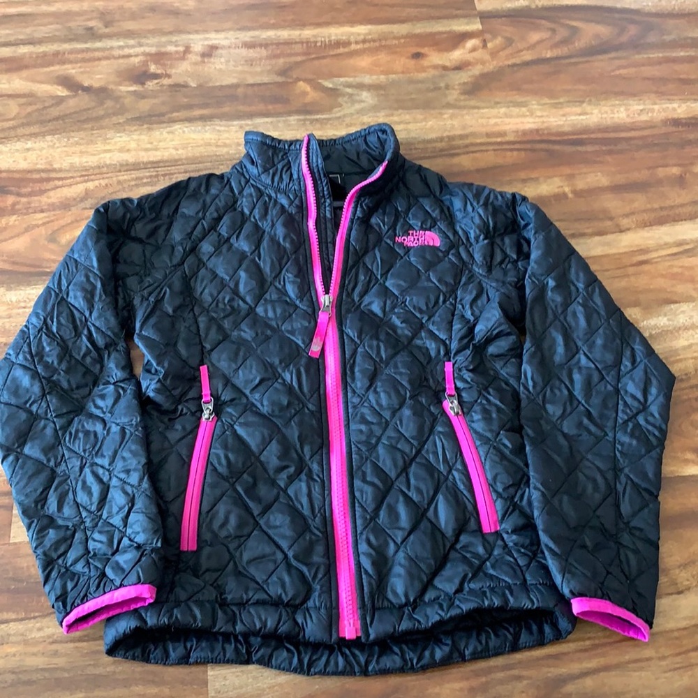 Black and pink The North Face lightweight jacket